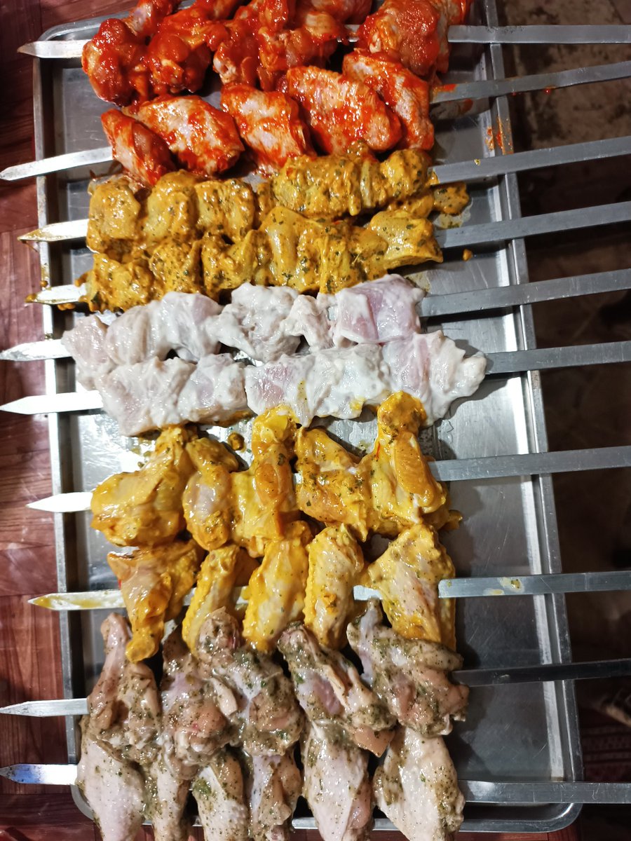 rozhanpaydar's tweet photo. @alonigar مال توووو🤪🤪🤪 https://t.co/1uVEYeHMhw
