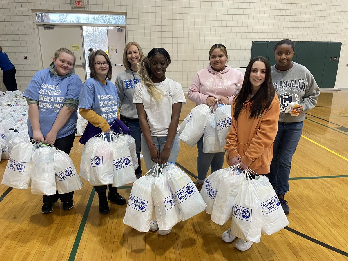 Mrs. Mertz tweet media