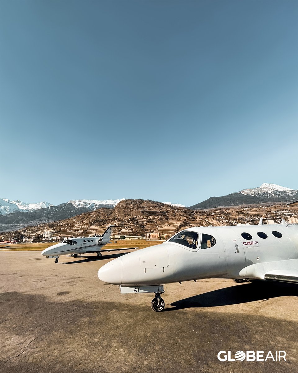 🛩 The view from our office is always on point! 👌 #GlobeAir #MyPrivateJet #FlyGlobeAir #privatejet #privatejets #aviation #aviation4u #avaiationdaily #sion #switzerland #SionViews #LuxuryTravel