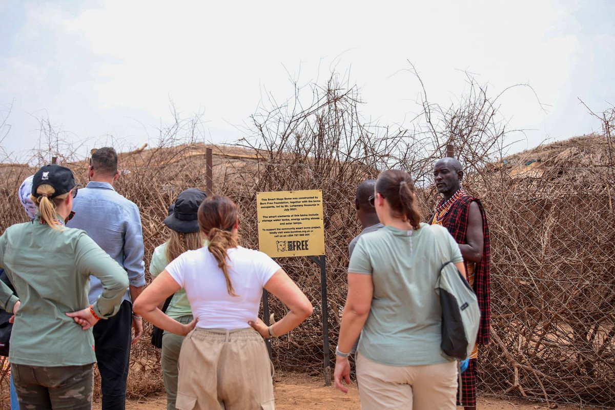 Schools for Kenya (@schoolsforkenya) on Twitter photo Day Four:
…We started the day in a hot air balloon!
After an amazing start to the day, we visited a Mega Boma. It was amazing to see all the work <a href="/bornfreekenya/">Born Free Foundation Kenya</a> have done as well as meeting the community❤️
📸 Aggrey Were
#kenya #hotairballoon #community Day Four:
…We started the day in a hot air balloon!
After an amazing start to the day, we visited a Mega Boma. It was amazing to see all the work <a href="/bornfreekenya/">Born Free Foundation Kenya</a> have done as well as meeting the community❤️
📸 Aggrey Were
#kenya #hotairballoon #community