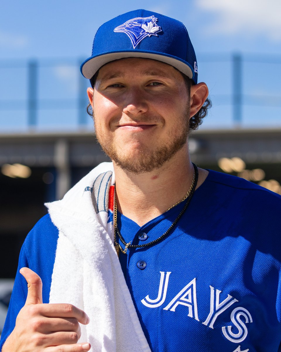 Thumbs up if you’re ready for baseball! 👍