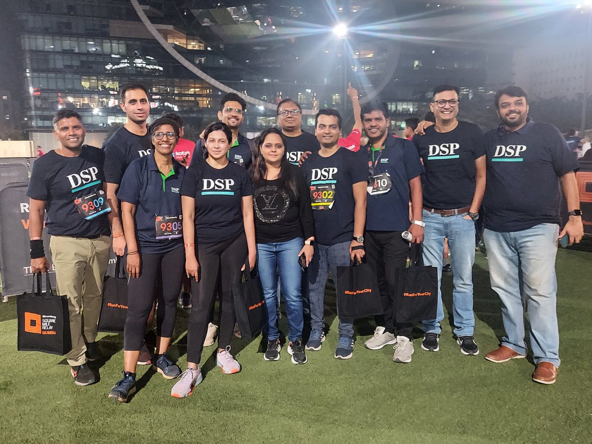 SahilKapoor's tweet photo. Don't stop playing

Team @dspmf ran a fabulous #SquareMileRelay #Runforyourcity by @Bloomberg 

A fun event. https://t.co/jNrCWDQZvQ