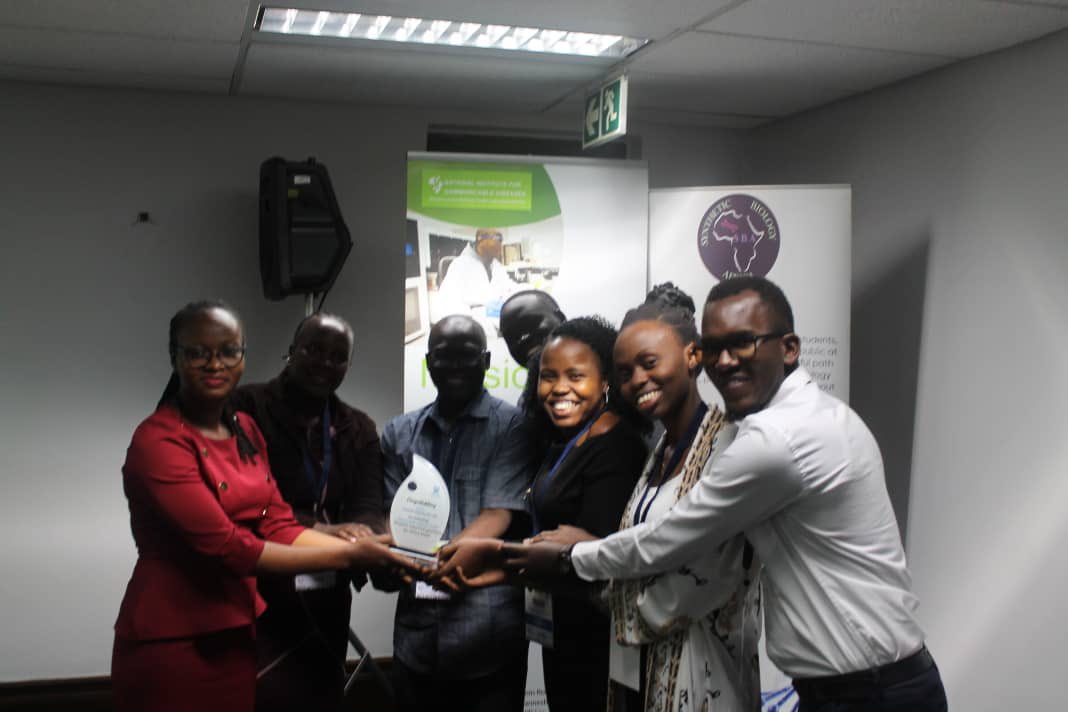 ekiyi1's tweet photo. So glad to have been in attendance of the @SynBioAfrica Global Biological Catastrophic Risks conference in South Africa, and to receive an award with my team: go Health Equity for All (HEFA) 💪🏾. Many thanks to @nicd_sa  and @SynBioAfrica for hosting this amazing conference. https://t.co/BodGFHihMK