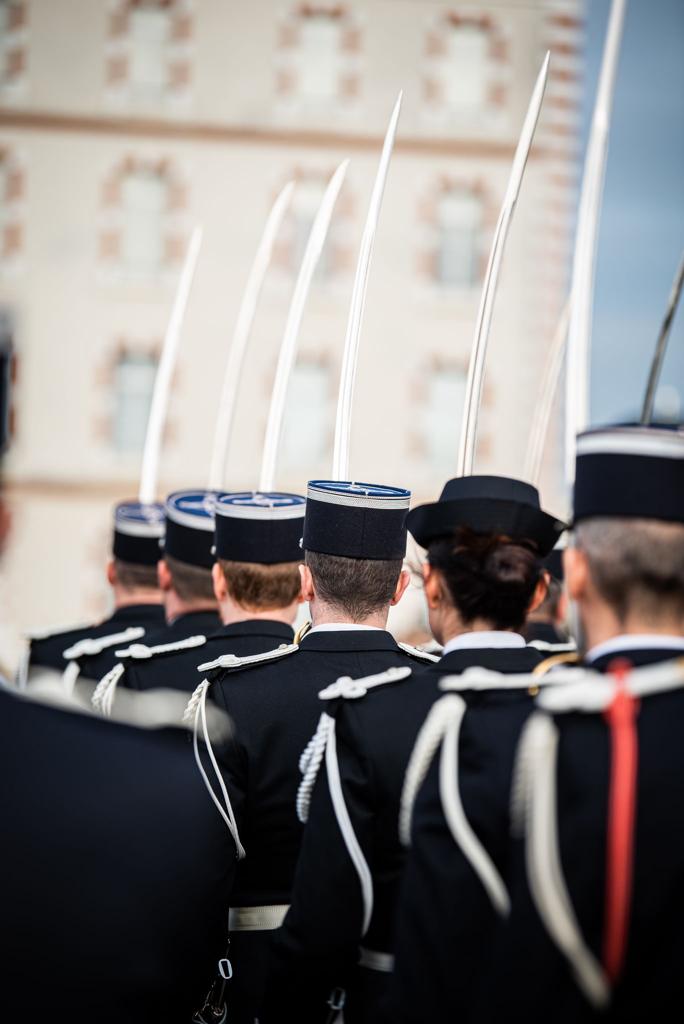 Hier, 16 février, les unités de Seine-et-Marne se sont rassemblées à l'#EOGN  pour la #cérémonie aux héros de la #gendarmerie. Elle honore les gendarmes décédés en service et salue le courage des
#HérosDuQuotidien.
#NotreEngagementVotreSécurité 
@Gendarmerie_077