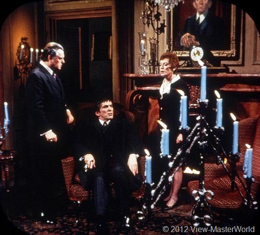 JG41187's tweet image. Angelique terrorizes Barnabas and other goings on at Collinwood. 
#DarkShadows #Viewmaster
