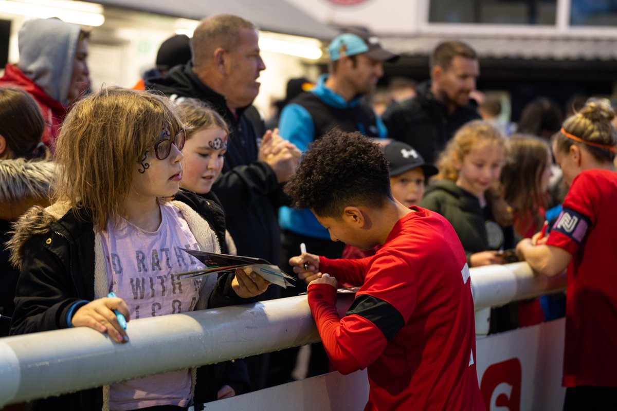 TICKET OFFER 🎟️

Don’t forget to take advantage of our FREE ticket offer for local schools and grassroots youth football clubs.

If your school has complimentary Gills Women tickets, they can be used at our upcoming home games, including Wednesday's midweek game against Crawley.