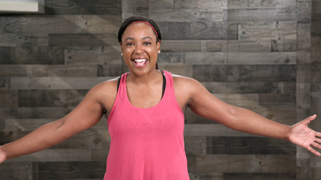 Wellbeats's tweet photo. With 10+ years of experience teaching dance fitness classes, #Wellbeats instructor @LynneaDoublette loves to motivate and inspire others to reach their health and fitness goals no matter their age or activity level. Why dance? Why not?! #WellbeatsForAll https://t.co/vE0obglYGT