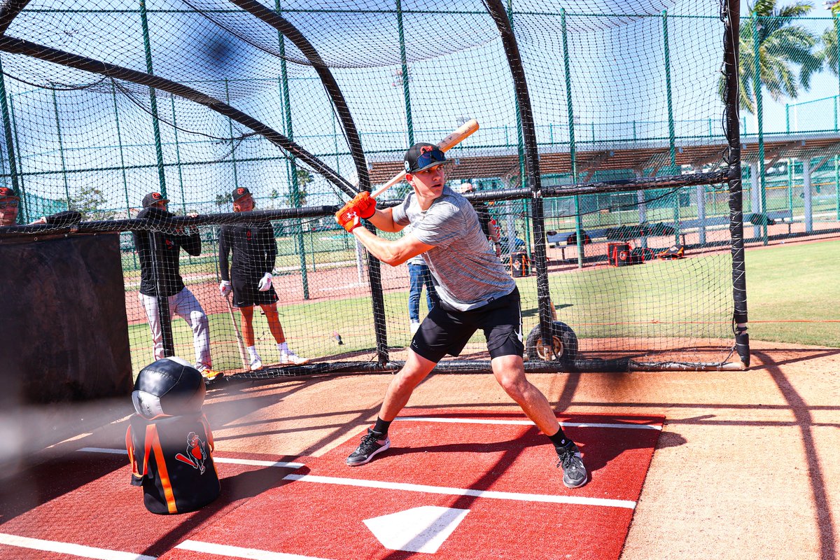 OsPlayerDev's tweet photo. Putting in work at Spring Training. https://t.co/JQSHD4Ww5U