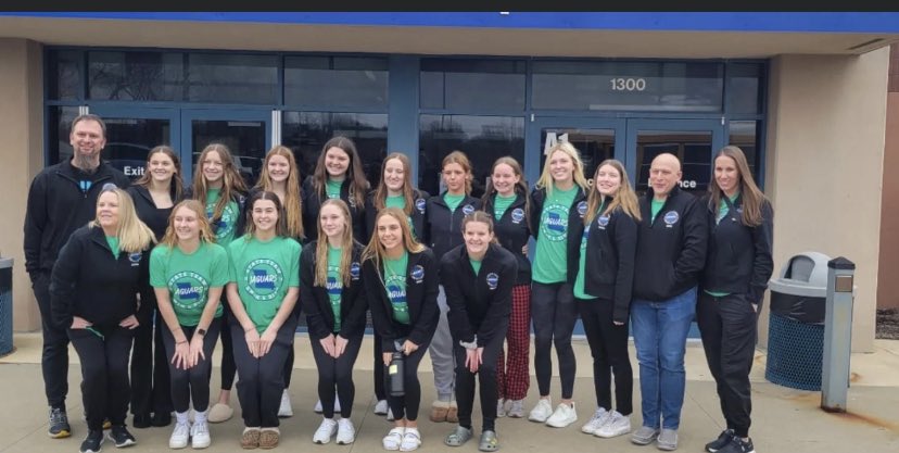 BSSswimanddive's tweet photo. Congrats to this great group of young ladies. 11th place as a team at the MSHSAA Swimming and Diving Championships. Highest team placement for a South girls team in 20 years. https://t.co/SEo9X1ephW