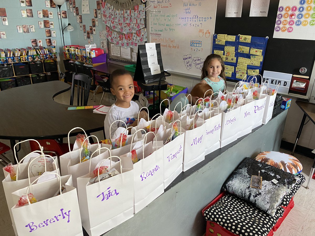 kindergarten tweet media