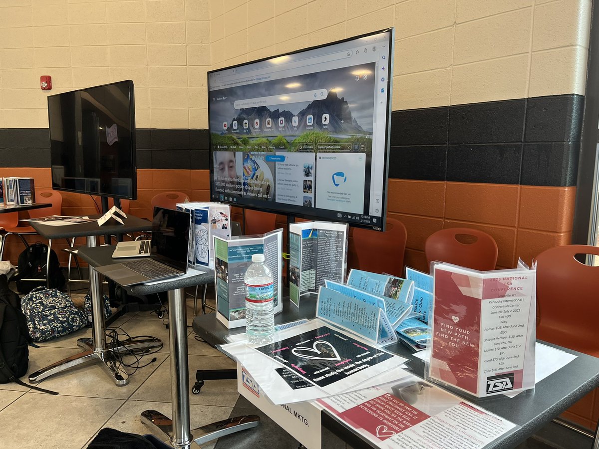 Russel Johnson tweet media