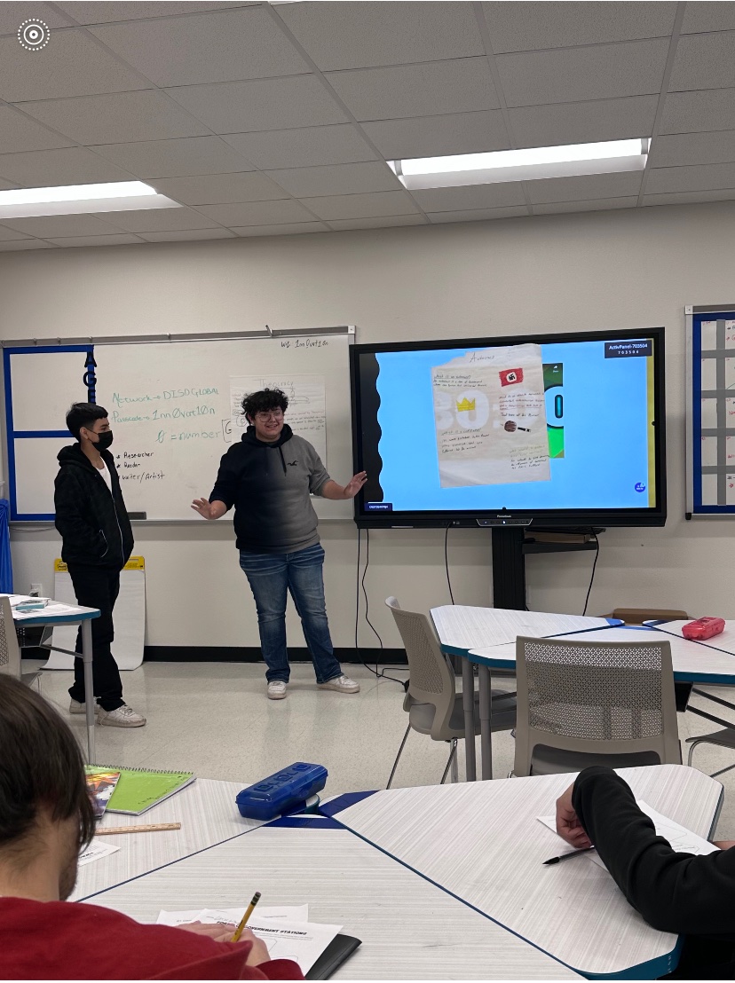 EmilyBrokaw2's tweet photo. Ms. Boye &amp; Mr. Calderon have jumped right on in &amp; are already Empowering their Students as Questioners! Molina is lucky to have both of them! #MolinaAfL @Question2Think @CorwinPress https://t.co/HE7XIsmbiG