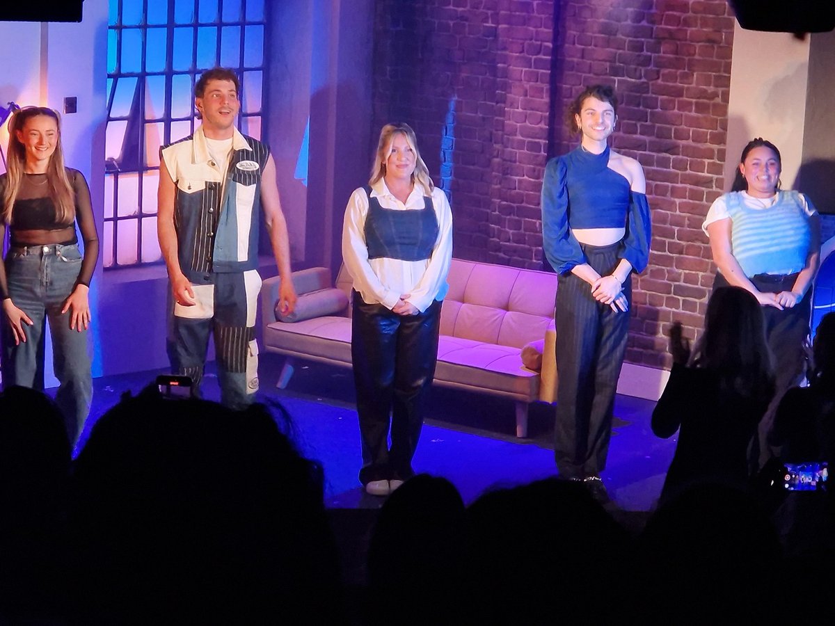 Sometimes you see a new piece of theatre and are truly blown away.
I experienced that tonight with @NoLimitsMusical.
The songs were exceptional and that cast just flawless.
Look out for my full review this weekend.