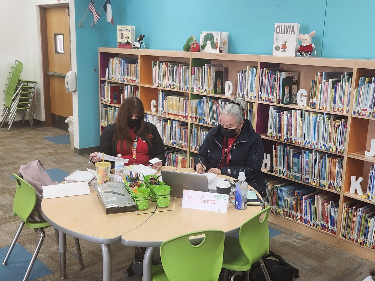 KSchulte_TISD's tweet photo. Elementary teachers engaged in the skills component of @Amplify @MLopez_TISD 
#TISDSTRONG https://t.co/E28LLxrXyw