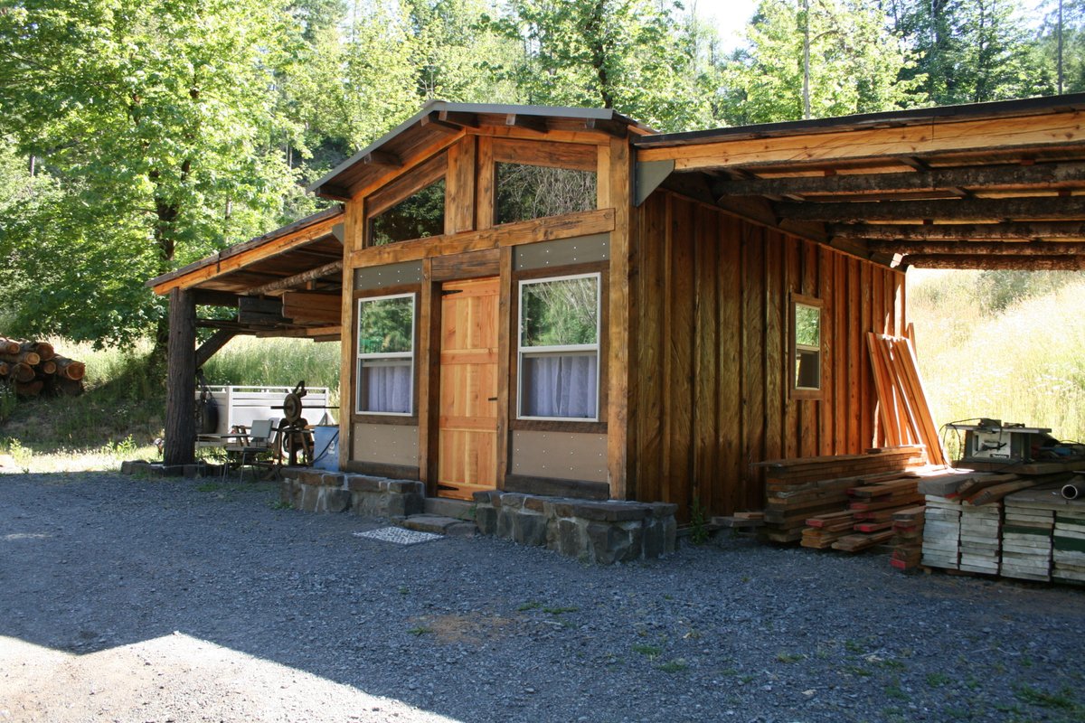 Survival_Realty's tweet photo. Off-Grid Oregon Homestead | $229,000 #survivalrealty #homestead #offgrid #oregon #americanredoubt https://t.co/LJZvzkhrT4 https://t.co/D7X2nOVK2e