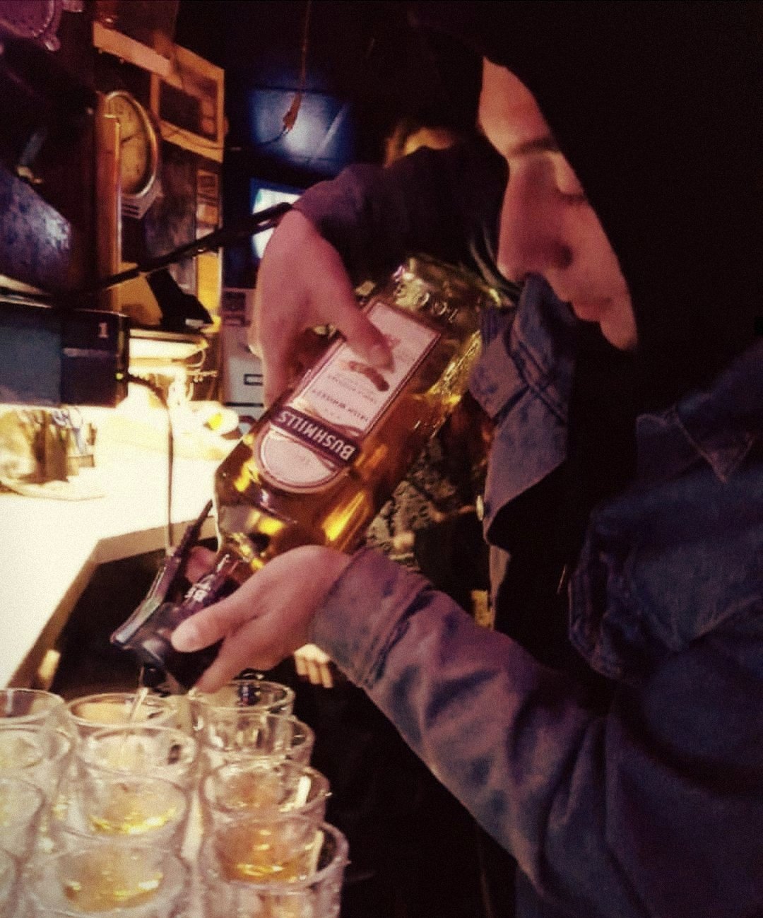Happy birthday jeremy allen white, please never change 