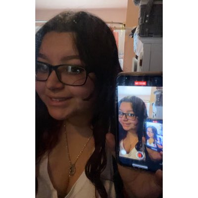 mariisvll's tweet photo. #NewProfilePic 🙇🏻‍♀️ https://t.co/WrZYZ2relf