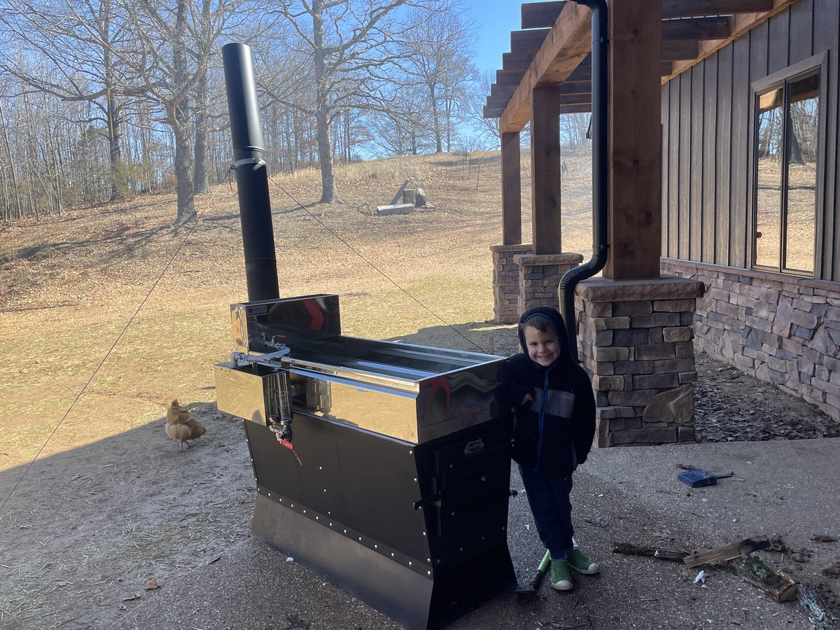 MeltonRidge's tweet photo. New  Evaporator at Melton Ridge. #beyondorganic #maplesyrup #Missouri https://t.co/Oo0b1h6ro4