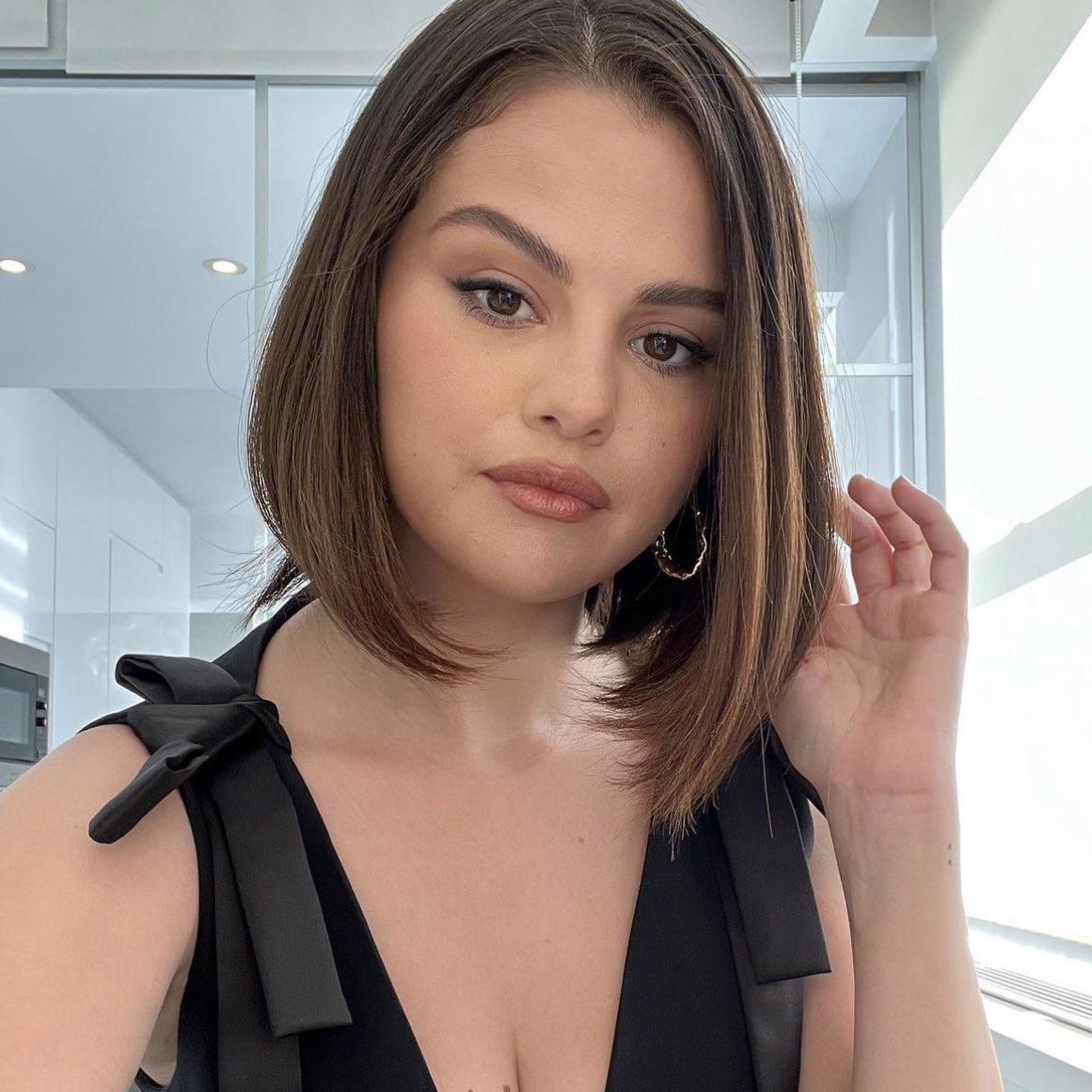 selenagomezbr's tweet photo. 🚨 Selena Gomez começou a seguir o ator Jesse Williams no Instagram. https://t.co/ooKOe0ccut
