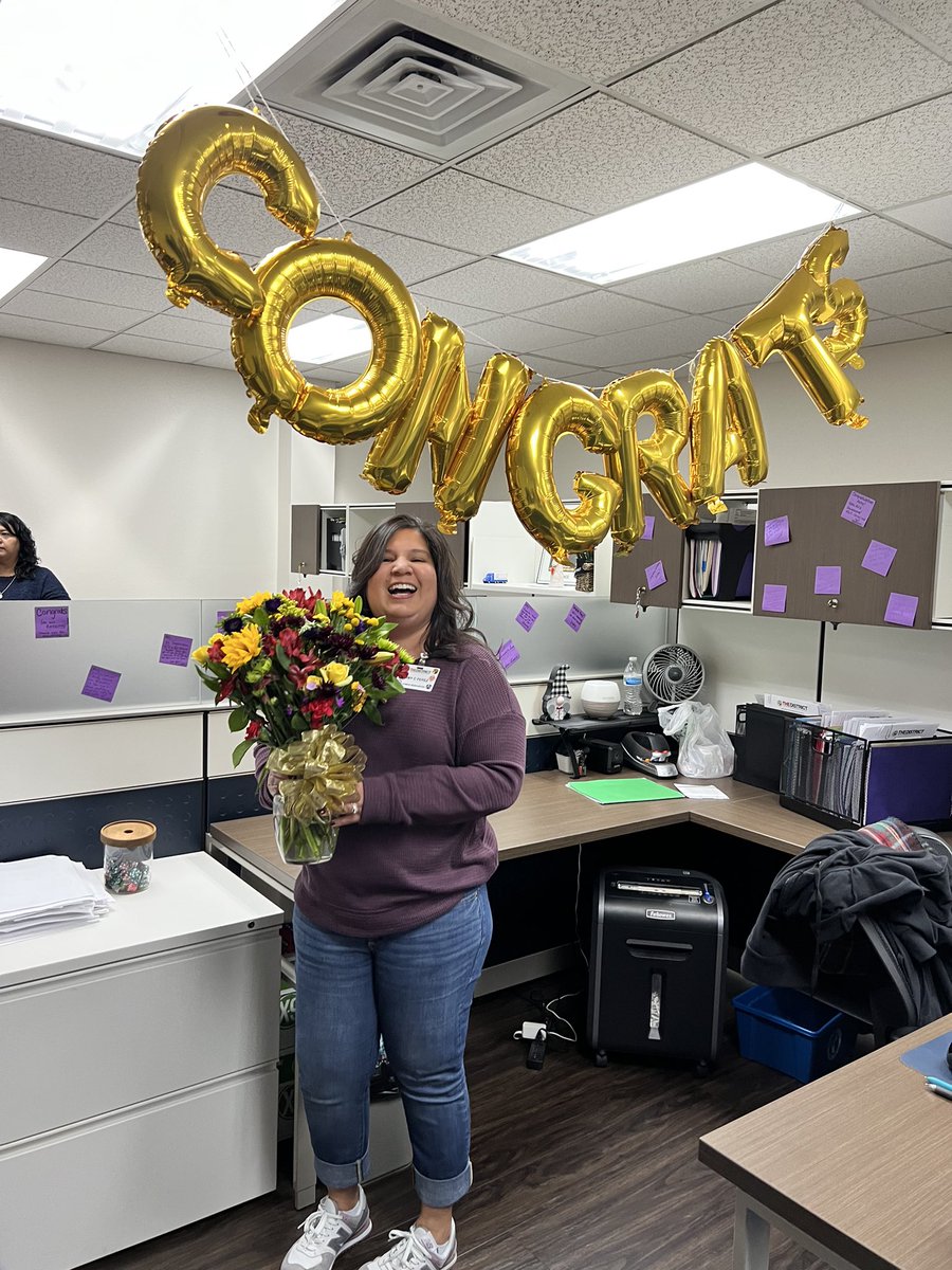 Ysleta_HR's tweet image. Congratulations to Amy Perez!! @Ysleta_HR Support Employee of the Year!! Definitely well deserved ❤️🖤#THEDistrictofChampions #TEAMHR