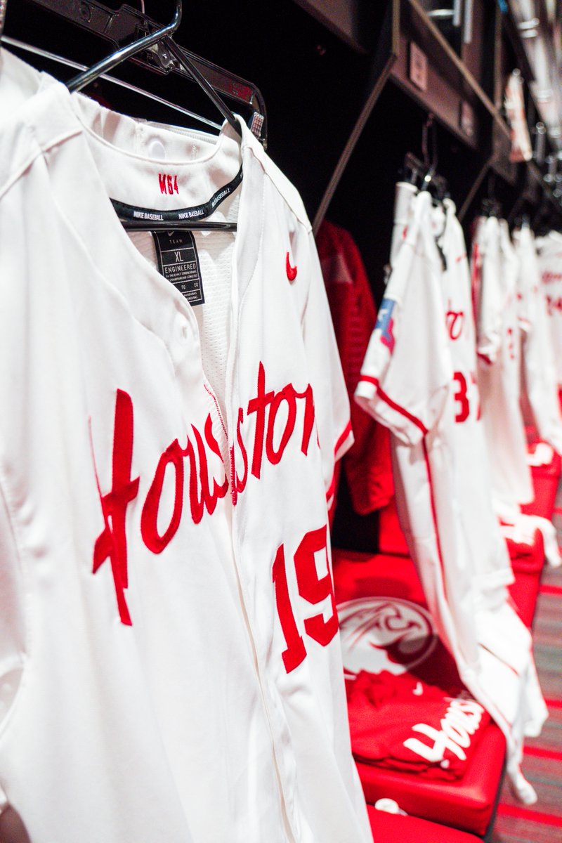 𝙉𝙚𝙬 𝙏𝙝𝙧𝙚𝙖𝙙𝙨 for Opening Day 

#GoCoogs