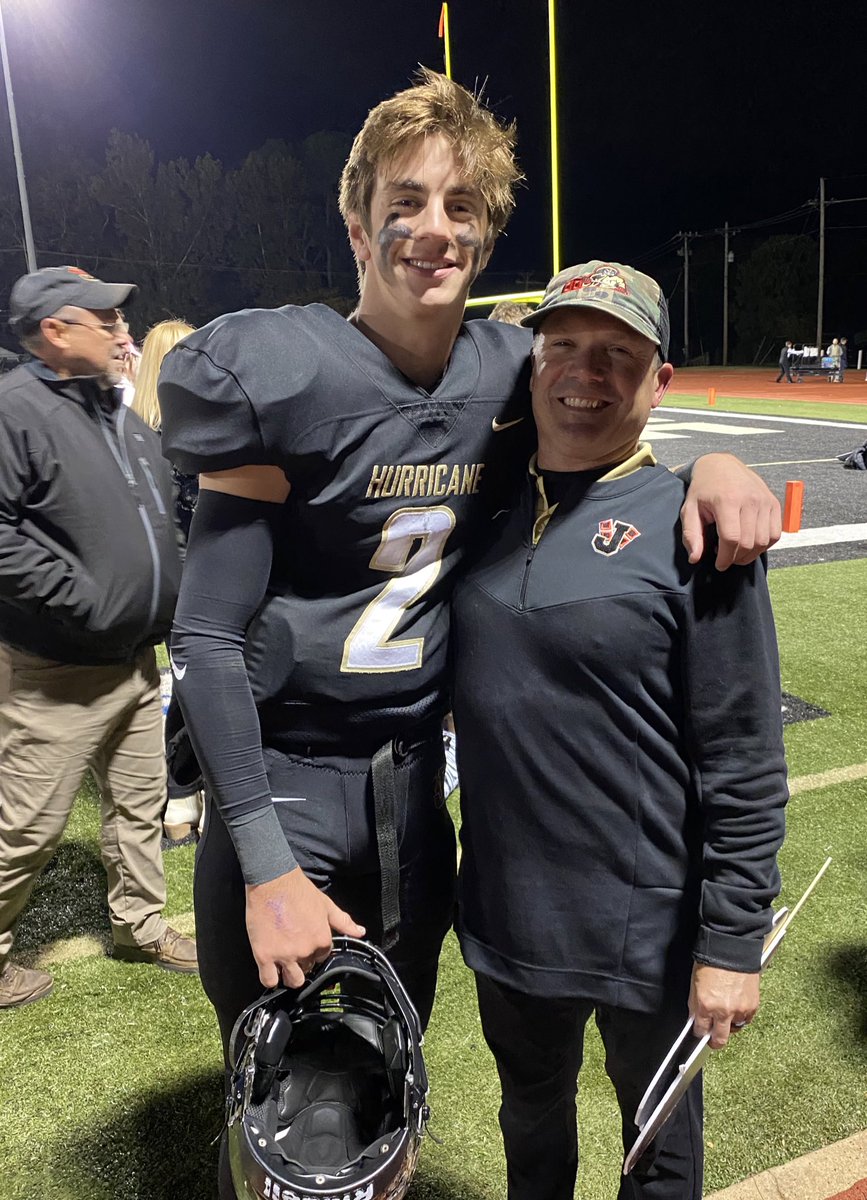 rykaracebo's tweet photo. Many memories and games I’ll never forget with this man. Love ya coach! Will forever be thankful for everything I have learned from you. @Hurricane_92 https://t.co/4GbjLRtqnc