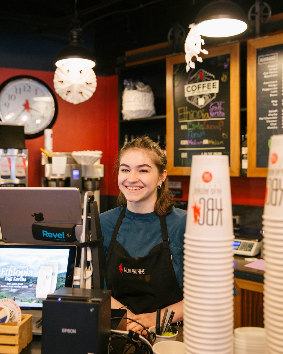 That feeling when the barista recognizes you and asks if you want your usual🥰☕