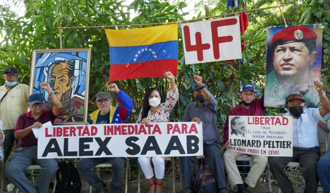 x.com/NicolasMaduro/…