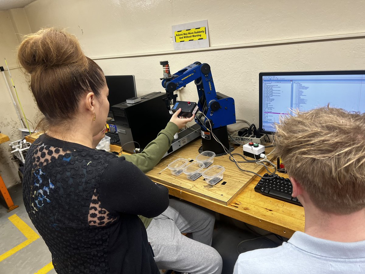 RIDeptEd's tweet image. Congratulations to Edd’s students and the @CACTConline Medical Pathways students who received medals during the @SkillsUSA National Skills &amp;amp; Leadership Conference last year! Good luck to students across #RhodeIsland competing this year!