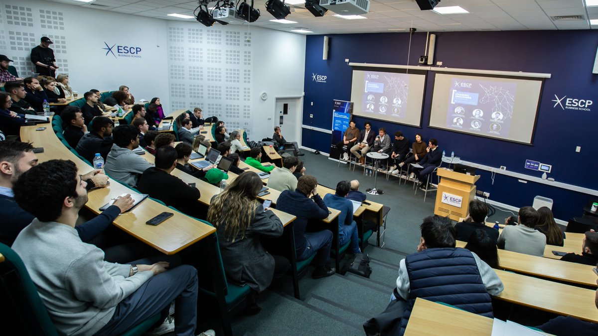 Shop Circle tweet media