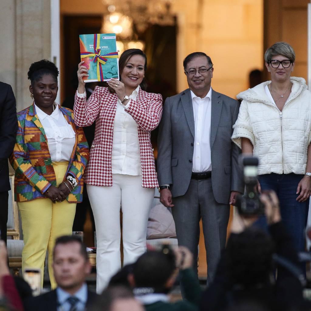 ElPasillOficial's tweet photo. #Colombia | Analizando la reforma a la salud 2023

En redes sociales, medios de comunicación y en las calles de Colombia, la #ReformaALaSalud es uno de los temas más populares hoy en día. No obstante, se dicen muchas mentiras al respecto.

⬇️⬇️⬇️ https://t.co/eLmOyBzZyc