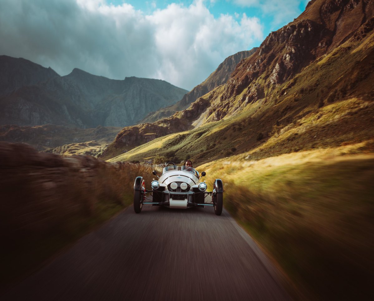 morganmotor's tweet photo. Here's to the weekend, and wherever the adventure takes you.
#Super3 #OBxMorgan #OrlebarBrown #OBClassics @OrlebarBrown https://t.co/NSxHYLBTn1