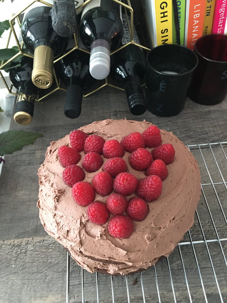 LCBMBE's tweet image. Rare-i-Tea Party at Storey’s Field, #Eddington, #Cambridge 18th February 2pm - 4pm. 💖 cake anyone? Pass it on! (This tweet, not the cake… 🤦🏻‍♀️) ⁦@camraredisease⁩ ⁦@CliveBooth⁩