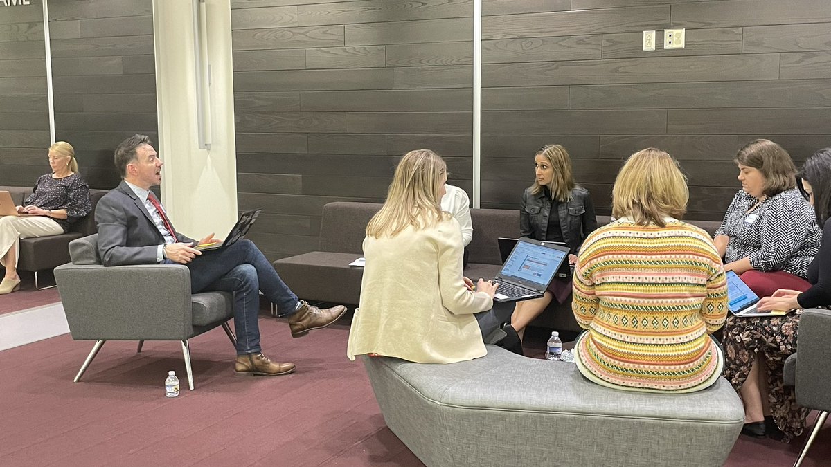 pammoran's tweet image. Big convo w #valin innovation teams … “how do we help T leaders to develop skills to lead and build teams given challenges of position churn, engagement,etc.?” @VA_Partners4Edu @scl_va #alplearns #valin