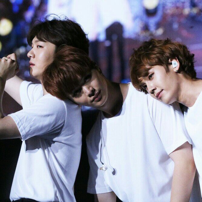 cherish_llemon's tweet photo. 필카 재질인데다 찬란하고 아름다워서 볼수록 따뜻해지는 사진들..ㅠㅠ🩷
무엇보다도 이루니가 저 순간에 행복을 만끽하고 있는 것처럼 보여서 참 좋아 https://t.co/2Mq1PgHGsw
