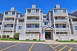 MikeLaveryRE's tweet photo. Coming soon, lovely top floor, 2 bed townhouse condo in Quincy!!  Stayed tuned people! #QuincyMaListing #ExpRealty #ContactLave https://t.co/BS9sHqx2sw