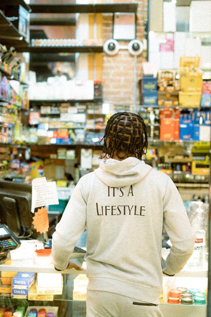 sliicklorjay's tweet photo. Some of my favorite pictures I’ve done so far🤝🏾 more on IG @shootingstarzprod https://t.co/FNxX5OxwEe