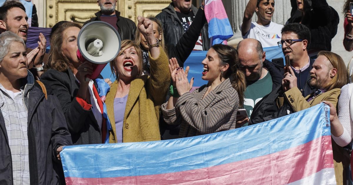 A major victory! Spain’s parliament has passed a comprehensive law to expand protections and entrench rights for lesbian, gay, bisexual, transgender, and intersex people. 

This is a significant milestone for the LGBTI movement. trib.al/SgTBqZr