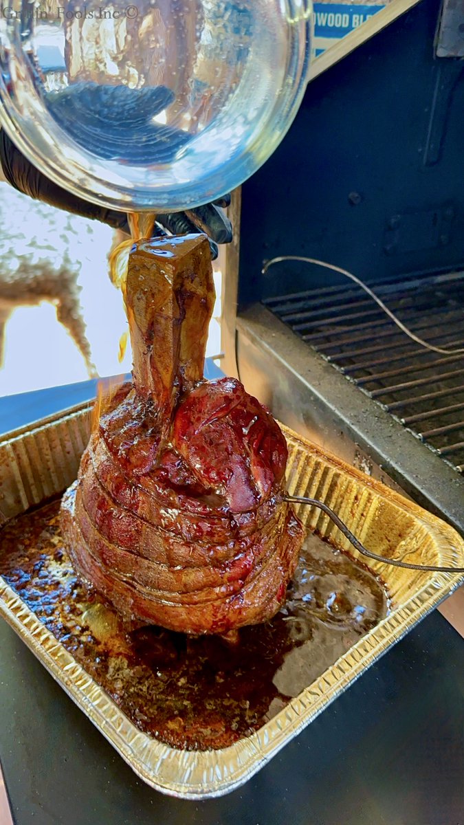 GrillinFool's tweet photo. Ever grill a meat hammer/Thor's hammer/beef shank? I marinated and basted this with some stout just for good measure. The link has the step by step, pic by pic, foolproof grilling instructions:
https://t.co/0ChahKF5o2
#MeatHammer #BBQ #Grill #ThorsHammer #Thor #MeatHammer https://t.co/A5BlpaPHCk