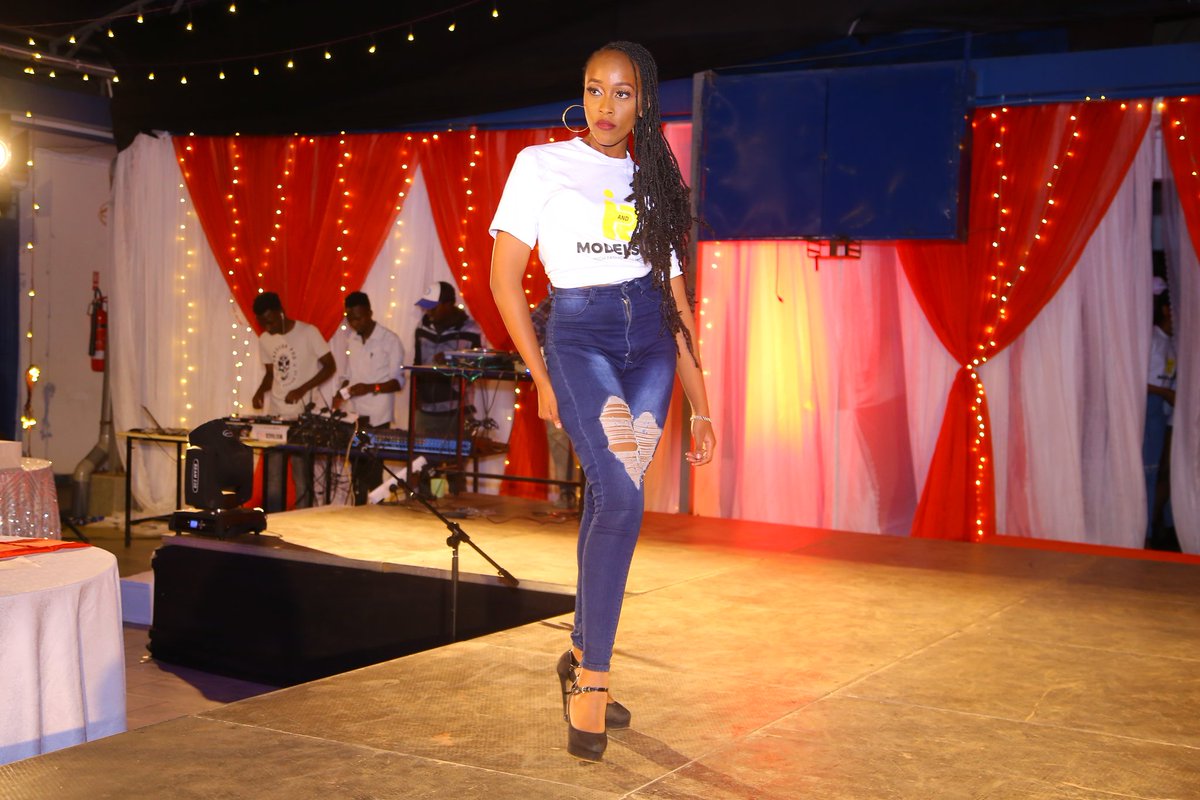 Kevo_Eight's tweet image. Mr and Miss Prom KCA university.

High End and Commercial Models

Cc: Sunflower Events 
@kcauniversity
#NoLimitsAnywhere 
#PromEvent