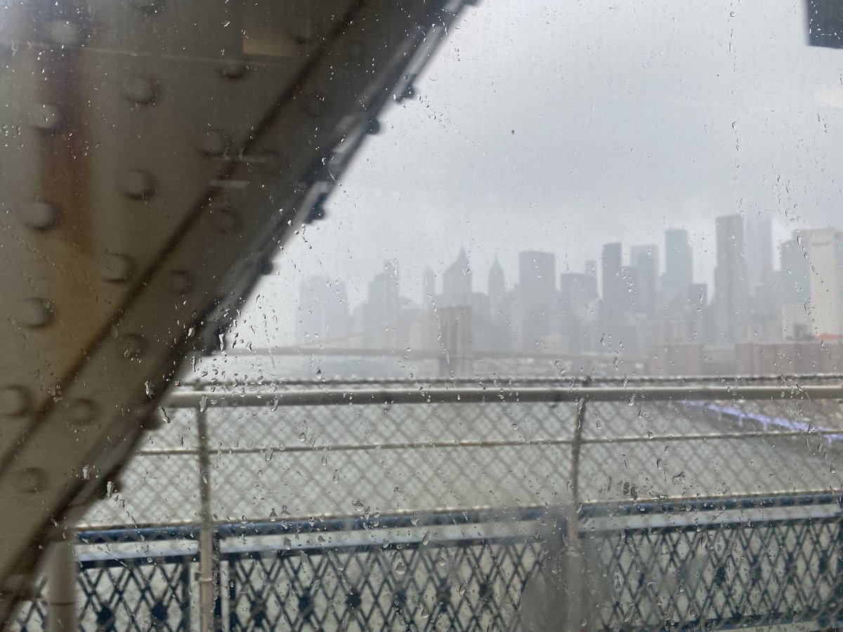 DanC88888's tweet image. Subway view #ManhattanBridge