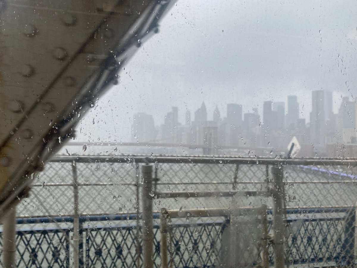 DanC88888's tweet image. Subway view #ManhattanBridge