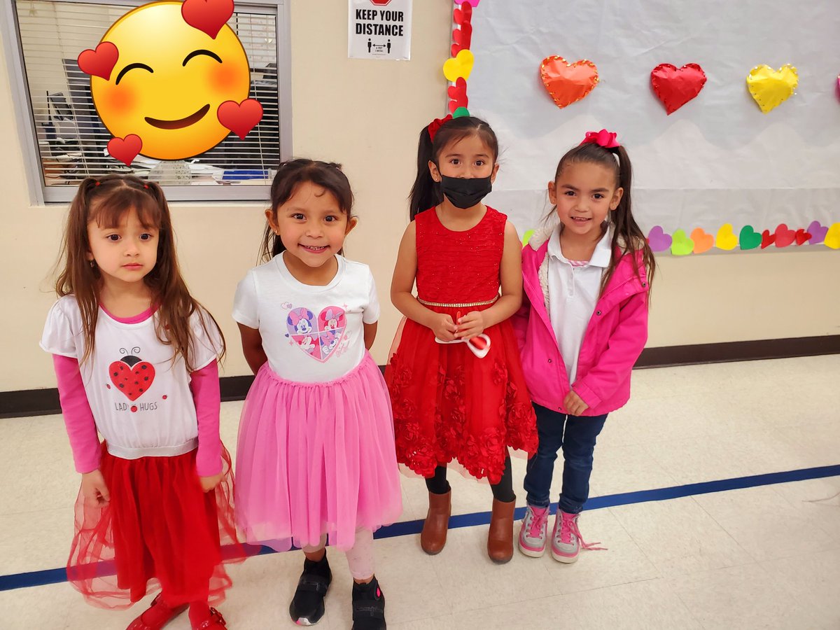 LitEaglesMaker's tweet photo. HEART MONTH IN MAKERSPACE. https://t.co/VtQ6F0m3ZZ