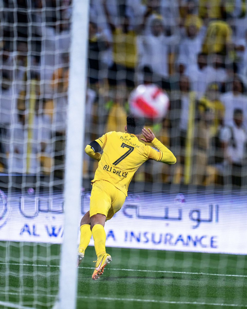 رابط صور مباراة #النصر_الوصل 

photos.app.goo.gl/4QkbGLRsyo7rxX…