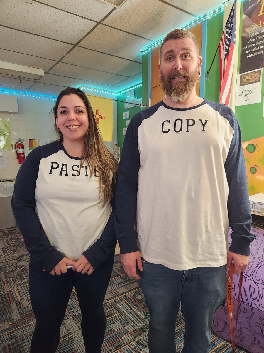 Look who showed up at Comanche on twin day! It's Copy and Paste! @APSLZ4