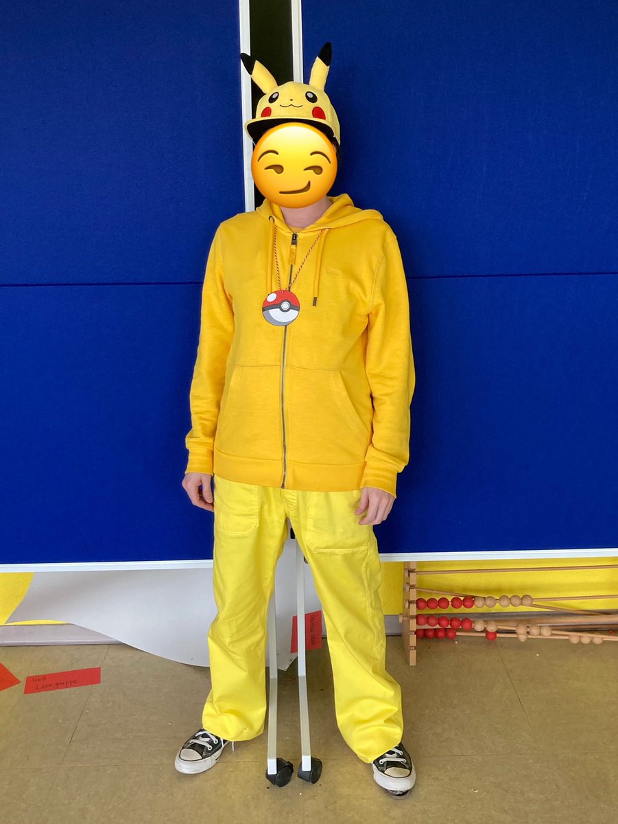 Karneval Tag 2 in der Schule. Natürlich mit anderem Kostüm 😉