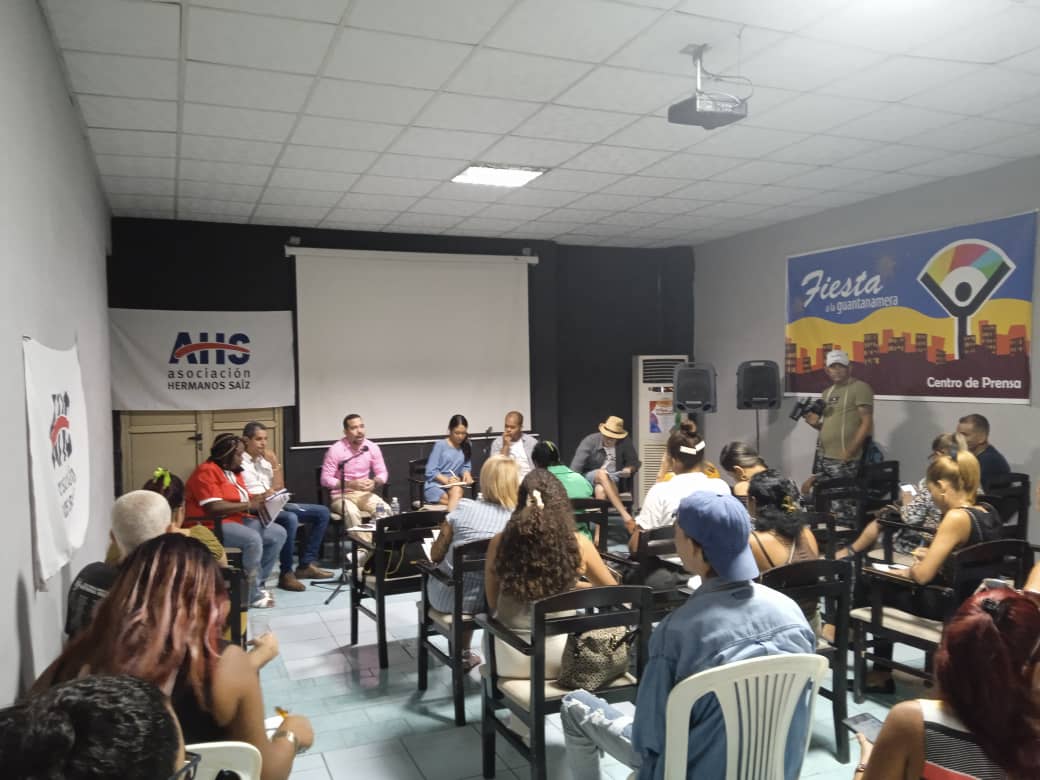 ahsjovenescuba's tweet photo. 🔊 Desarrolla la #AHS reuniones de células y secciones, hoy viernes 17 de febrero en:
👉 #Guantánamo, con la presencia del vicepresidente nacional Yasel Toledo Garnache.
📝 Más adelante brindaremos detalles en nuestra #WebAHS.
💥 #ÚneteAlReto 🏹🎯 #4toCongreso #AHSCuba #ArteJoven https://t.co/FVp0omWXDF