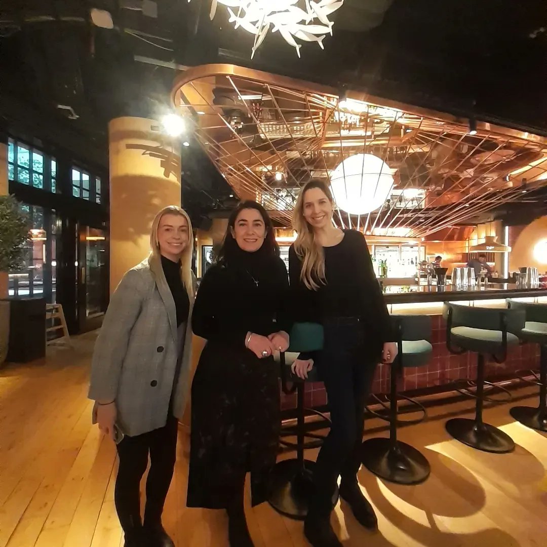 TradelinkConsUK's tweet photo. Meeting with Bibo Restaurant (by Andalusian chef Dani García) Marketing &amp; Communications Team. Cooking ideas... 
#spanishgastronomy
#spanishfood #spanishfoodandwine #spanishrestaurants #eatingout #spanishcuisine https://t.co/H4ZYyfei7f