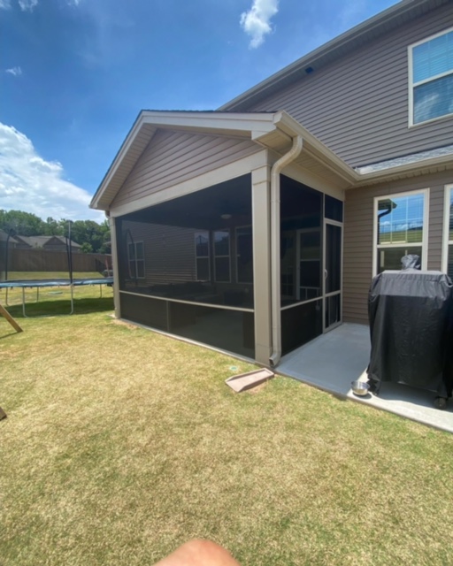 NewWaveOfShade's tweet photo. Your pet deserves a way out of the house too. Check out this PCA CUSTOM SCREEN DOOR with a built in pet door. We framed this patio with our taupe color finish and Super Mesh. @PCAProducts #petdoors #customscreendoor #porchscreeningservice #screenedinpatio https://t.co/xz4W1k06Gg