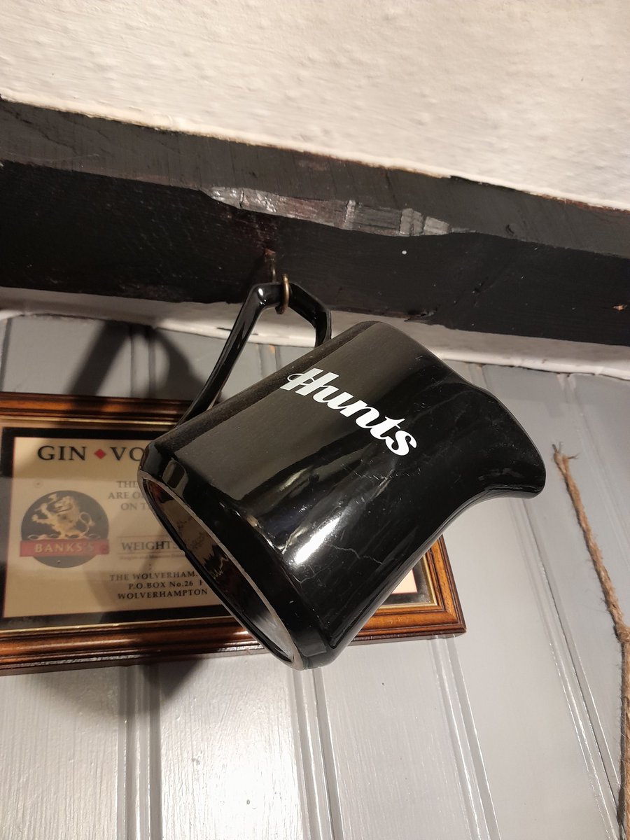 <a href="/Huntscider/">Hunt's Cider</a> blast from the past in a pub in the Midlands